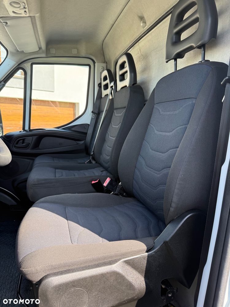 Iveco 70C18 70C17 35C15 50C15 - 23