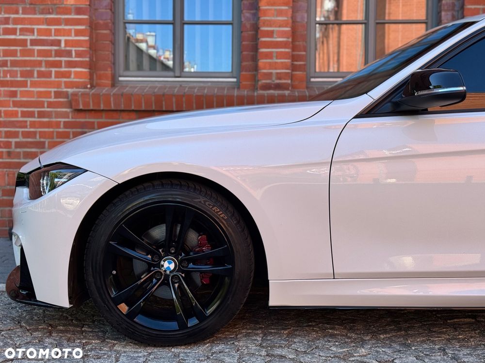 BMW Seria 3 - 23