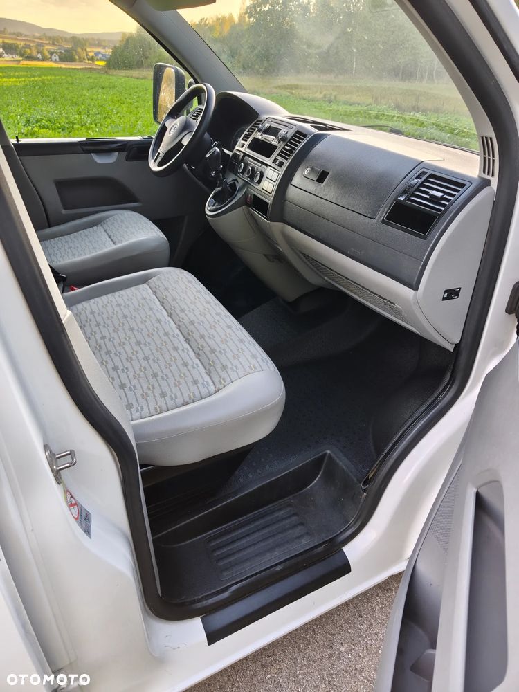 Volkswagen Transporter - 18