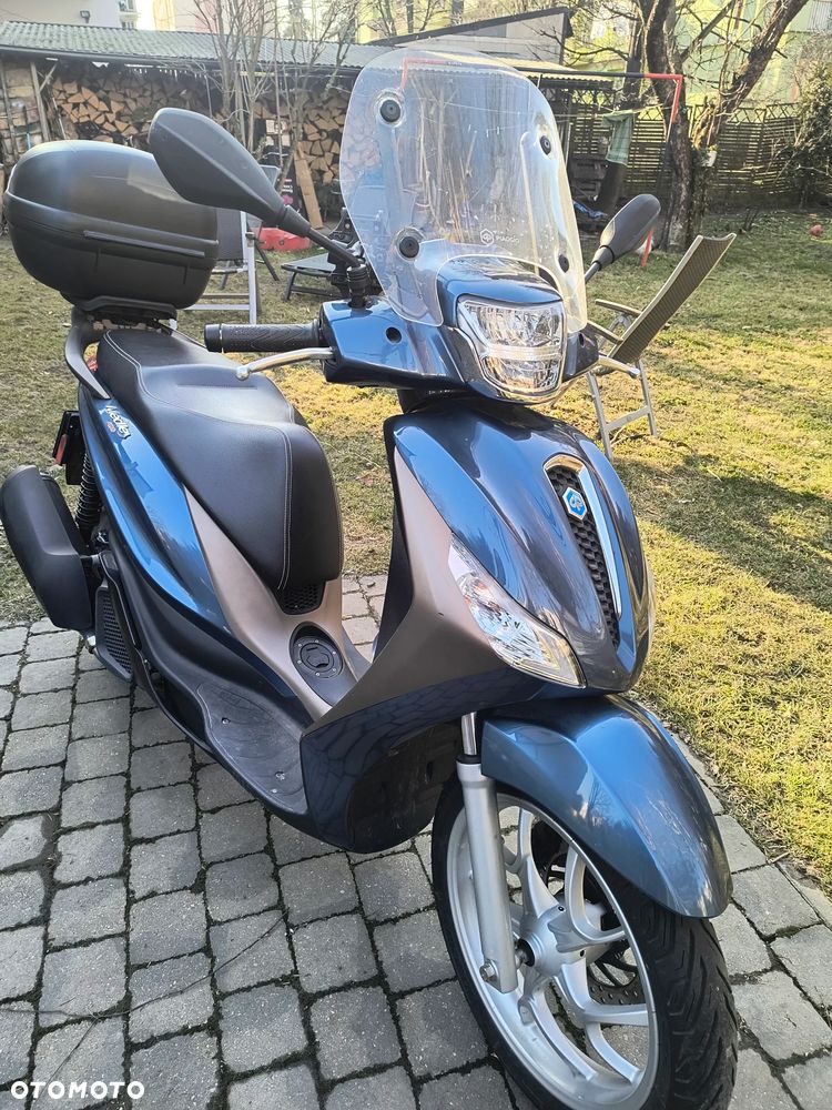 Piaggio Medley - 1