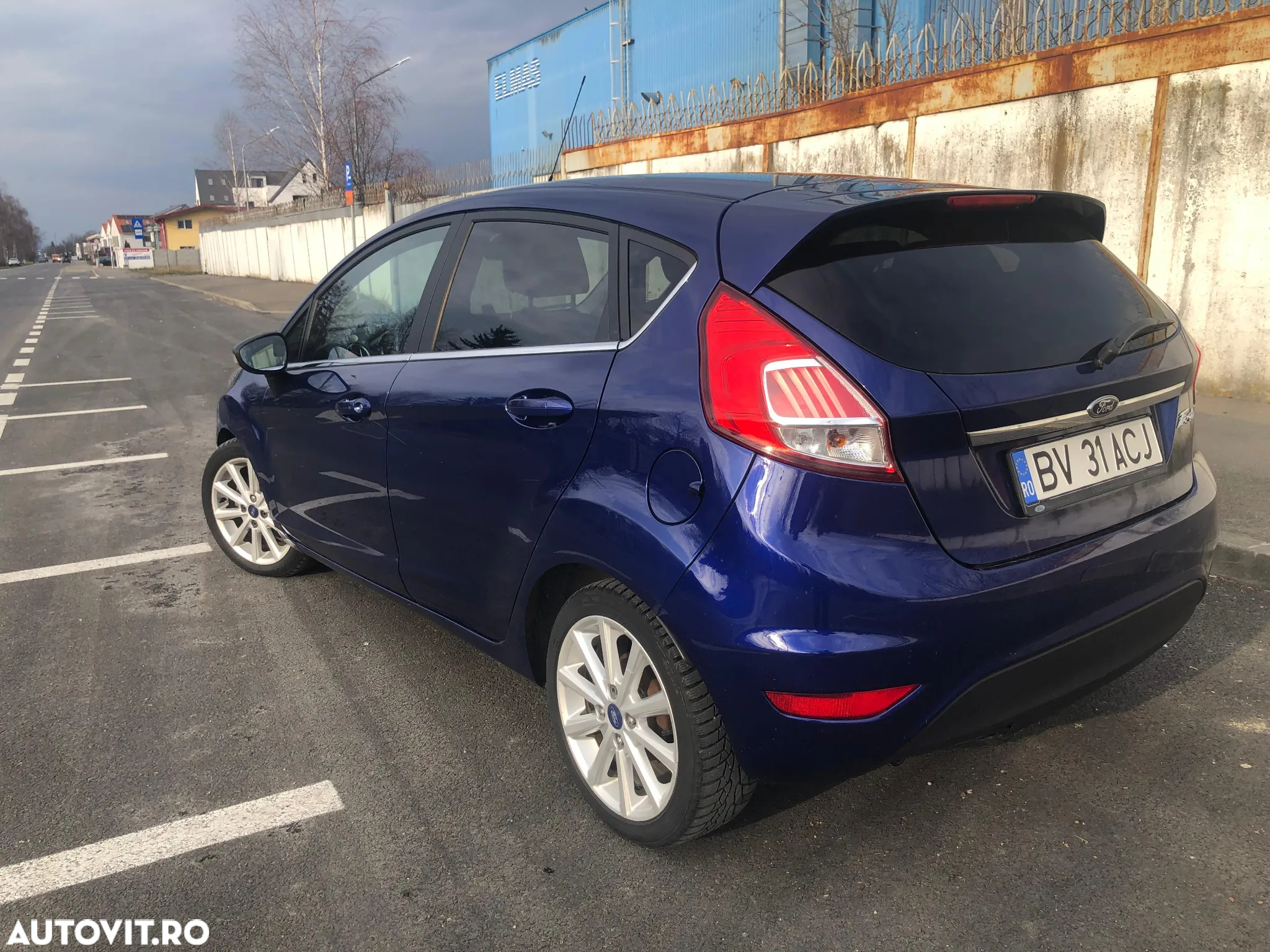 Ford Fiesta 1.5 TDCi DPF Titanium - 11
