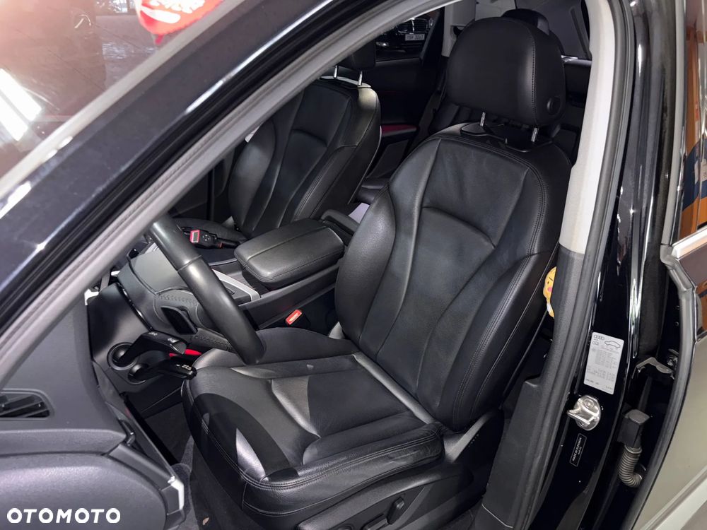 Audi Q7 - 6