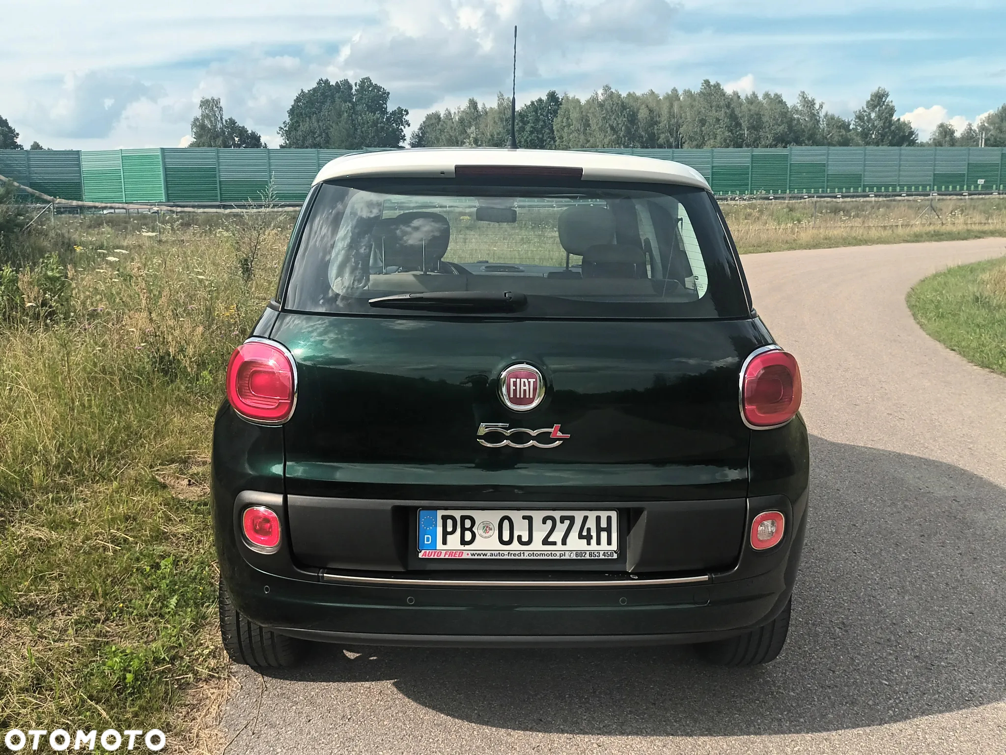 Fiat 500L 1.4 T-Jet 16V Lounge - 18