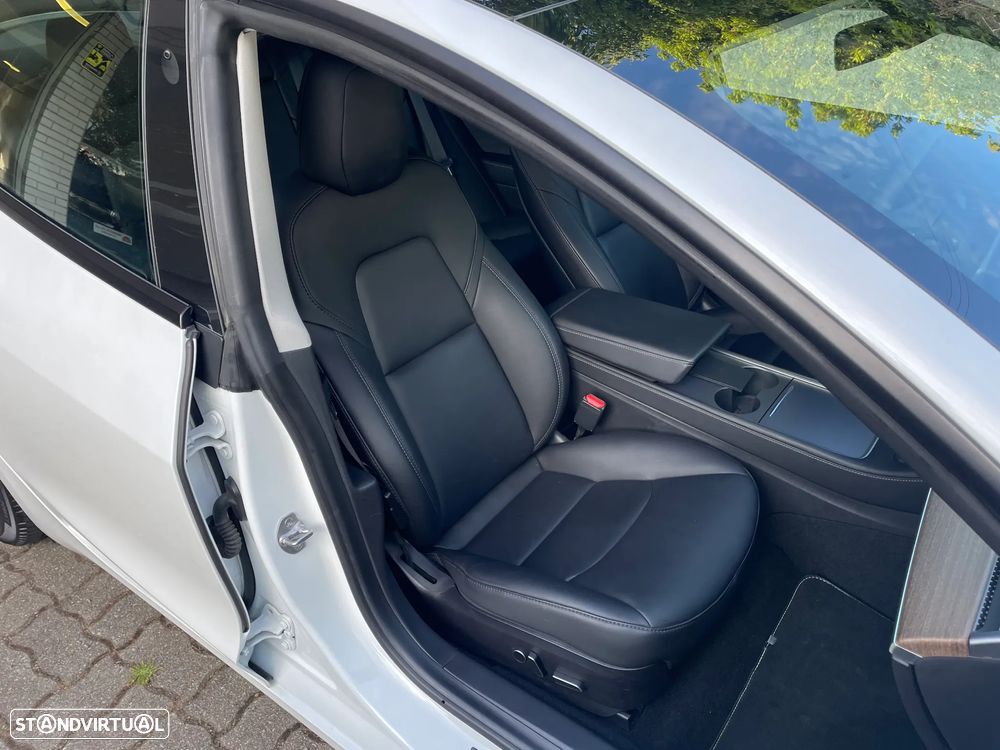 Tesla Model 3 Standard RWD - 23