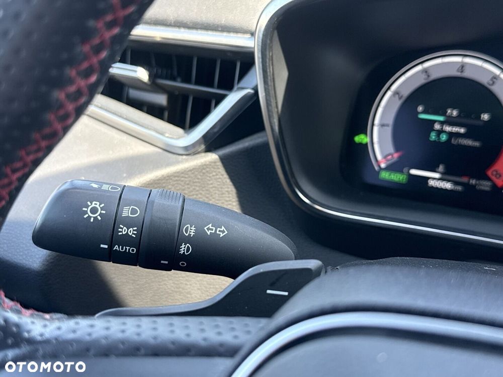 Toyota Corolla 2.0 Hybrid GR Sport Dynamic - 16
