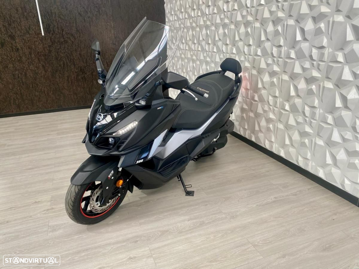 Sym Cruisym Alpha 300 - 15