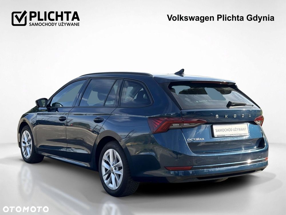 Skoda Octavia 2023 photo 3