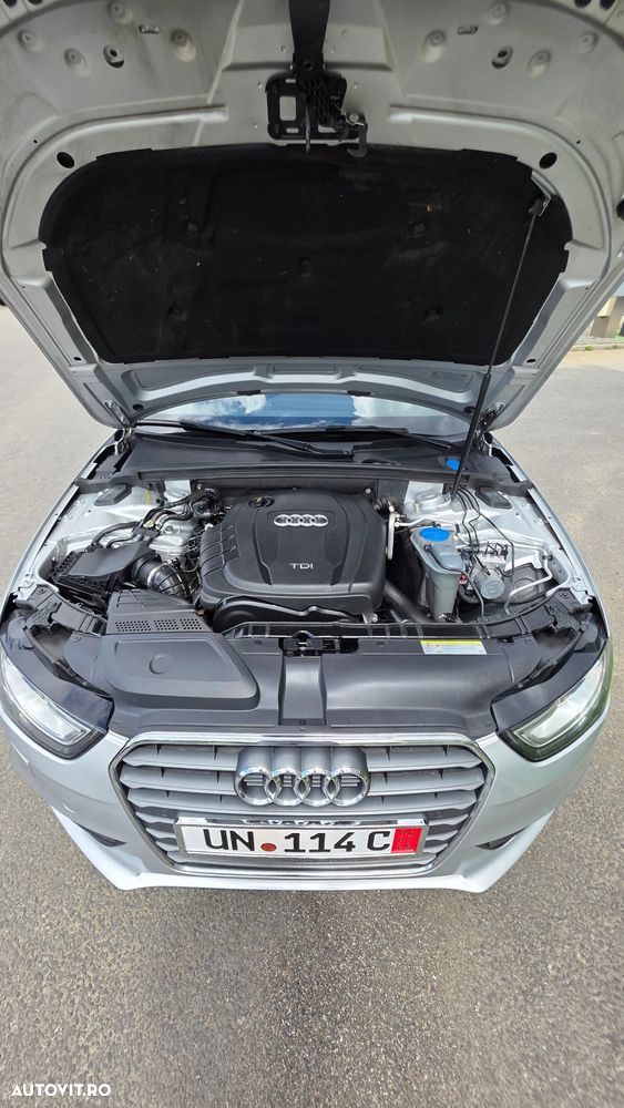 Audi A4 Avant 2.0 TDI DPF multitronic Attraction - 9