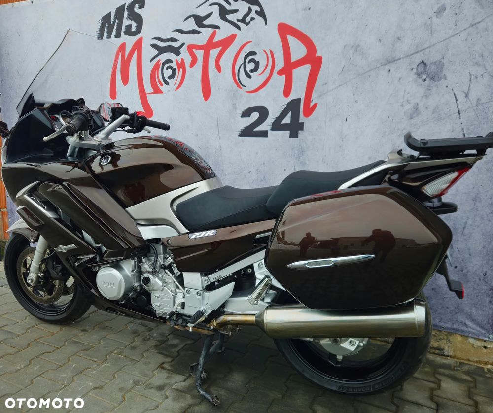 Yamaha FJR - 8