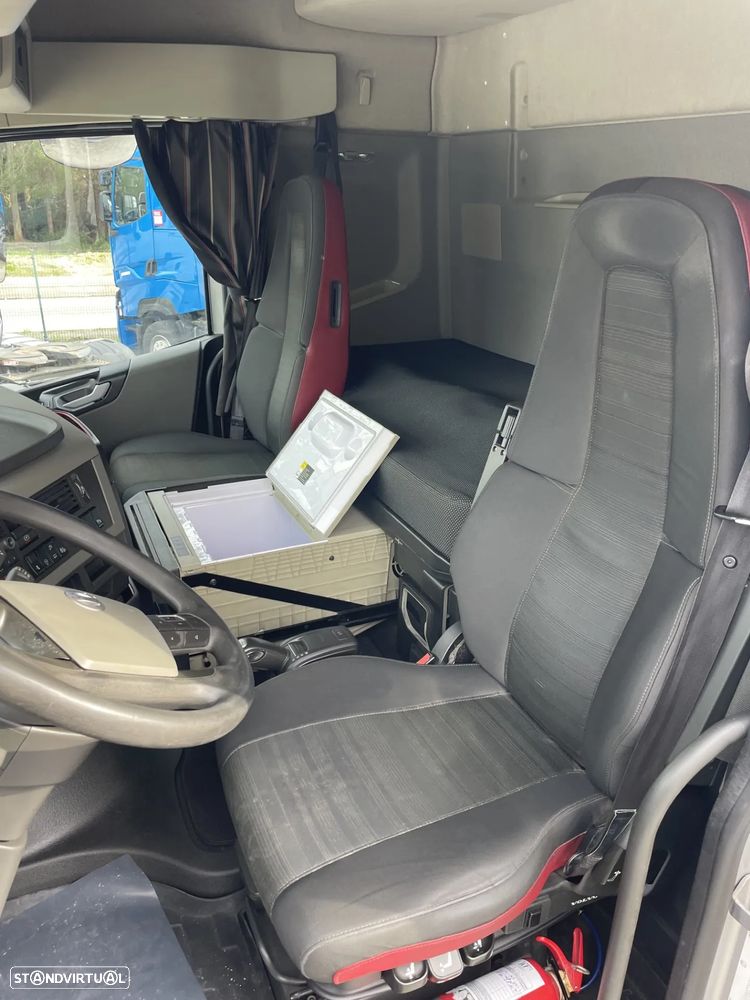 Volvo FH 460 - Caixa de Cortinas / 6x2 - 2018 - 8