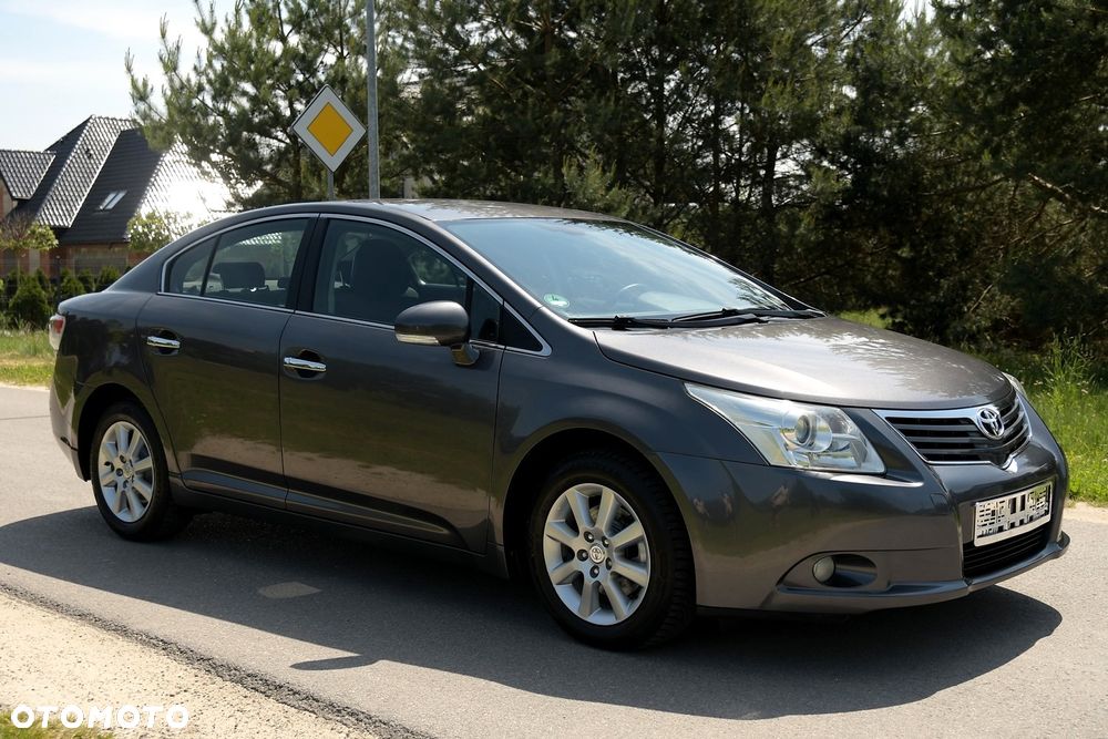 Toyota Avensis 1.8 Executive - 27