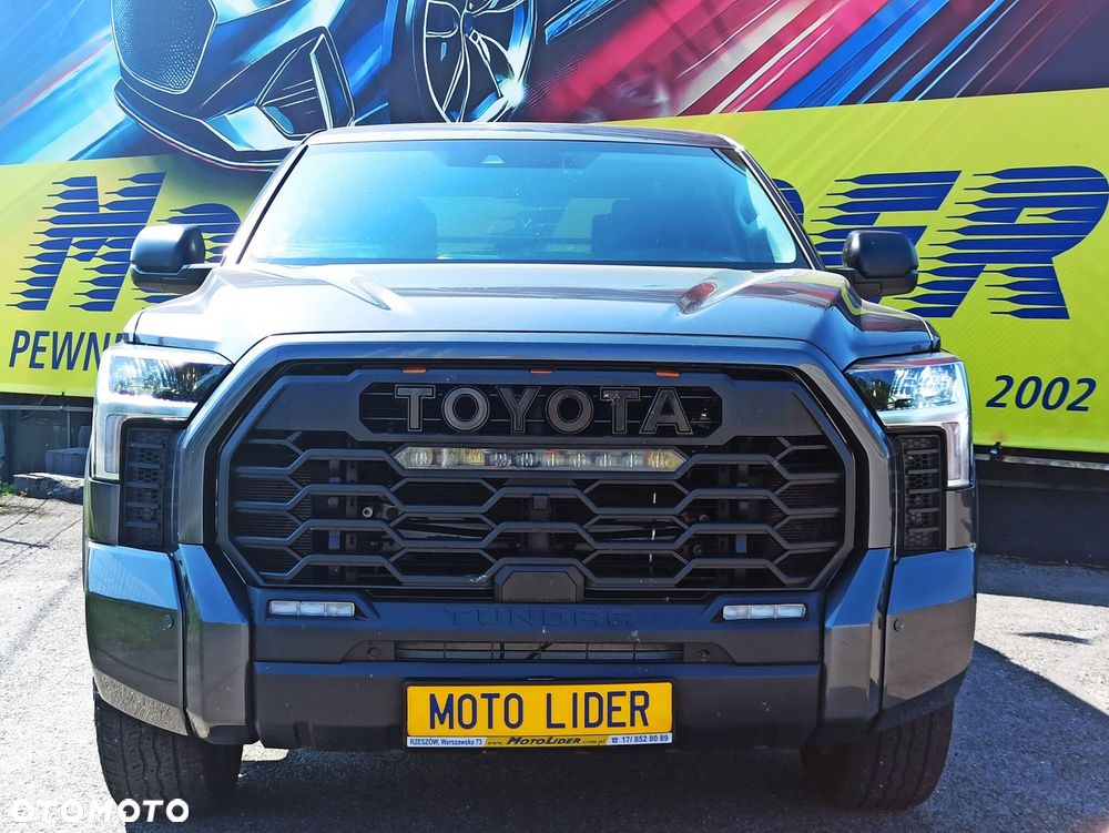Toyota Tundra - 2