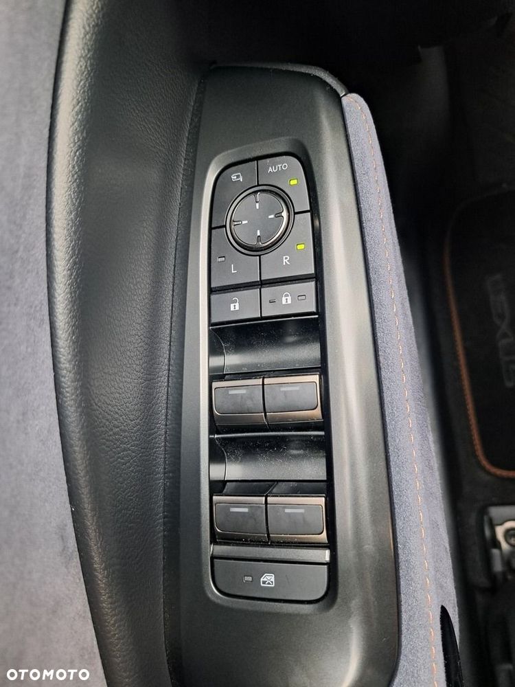 Lexus LBX 1.5 Hybrid Cool - 15