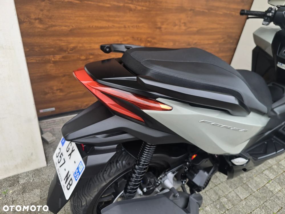 Honda NSS - 32