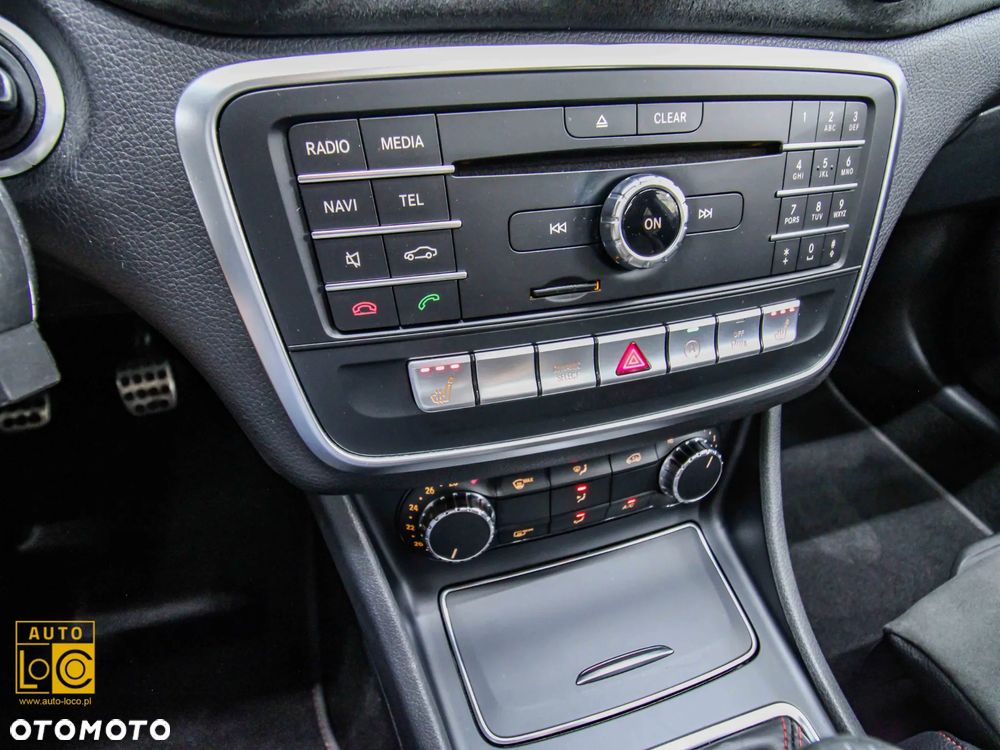 Mercedes-Benz CLA 200 (CDI) d AMG Line - 22