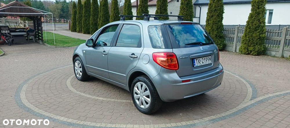 Suzuki SX4 - 5