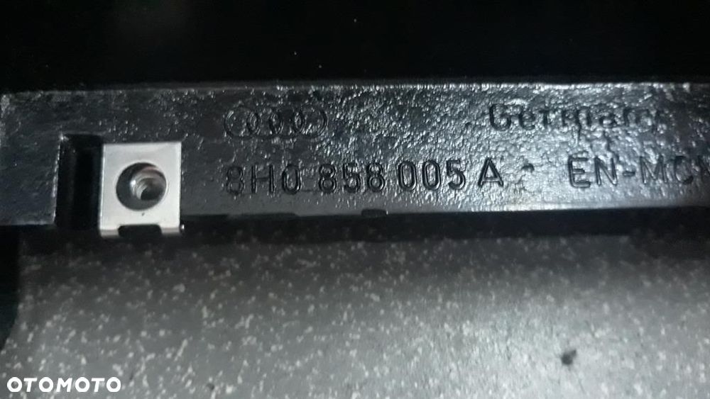 Ramka Radia Kosz 8E0858005A A4 B7 CABRIO - 2