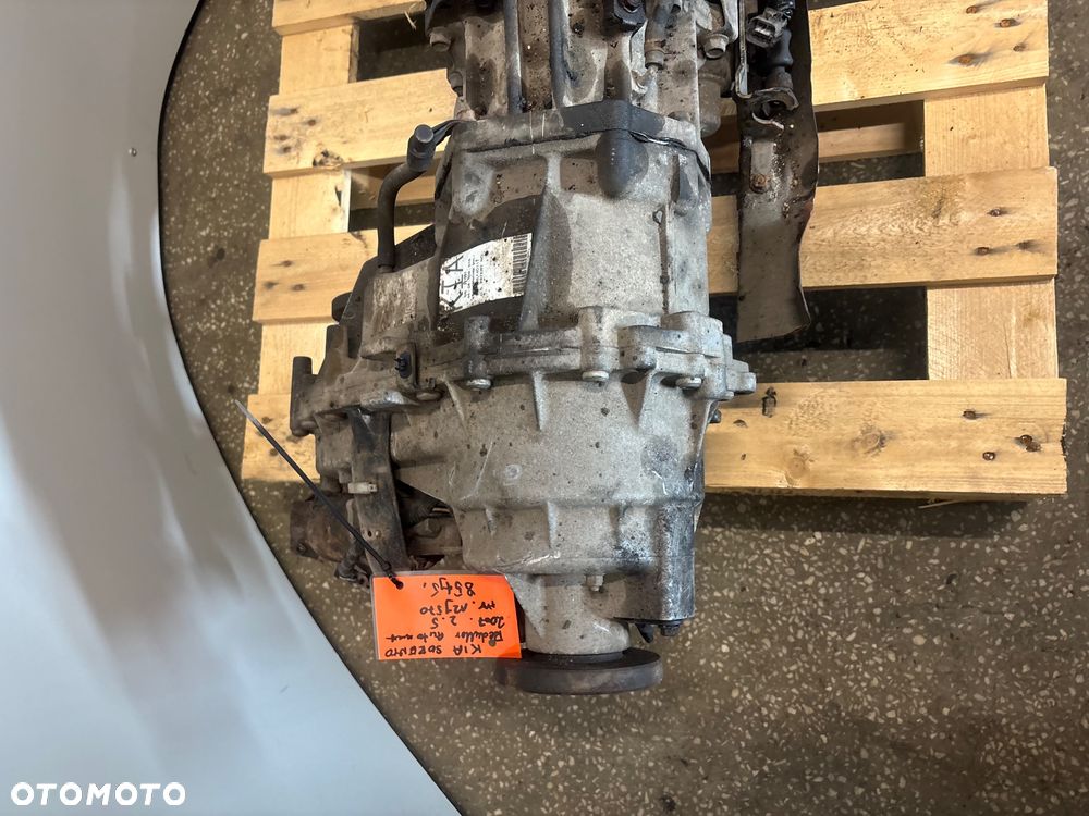 Kia Sorento 2.5 Reduktor 47300-4C111 automat - 6