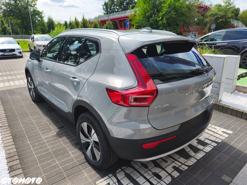 Volvo XC 40 B4 Core - 4