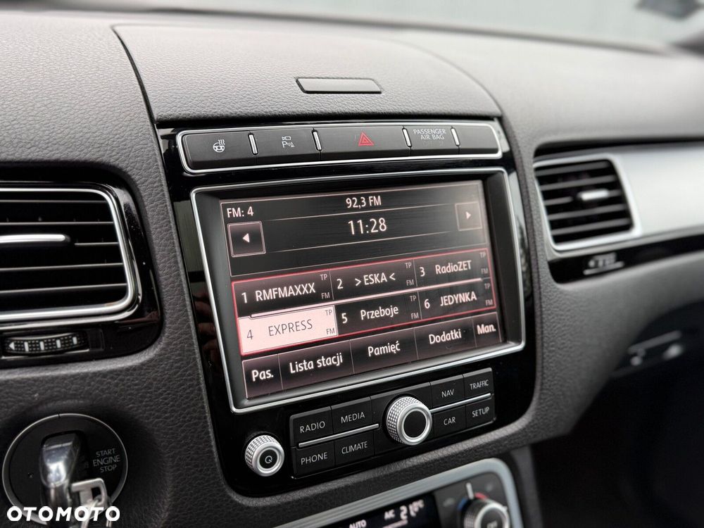 Volkswagen Touareg - 32