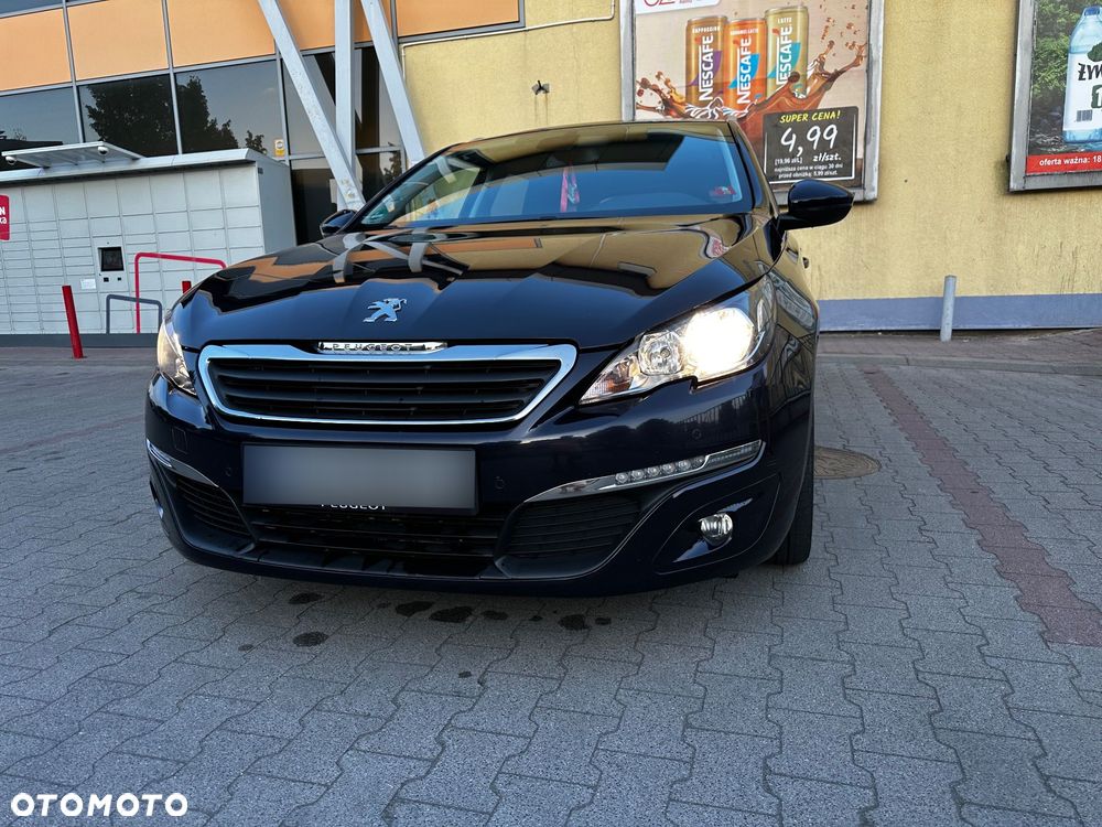 Peugeot 308 2015 photo 3