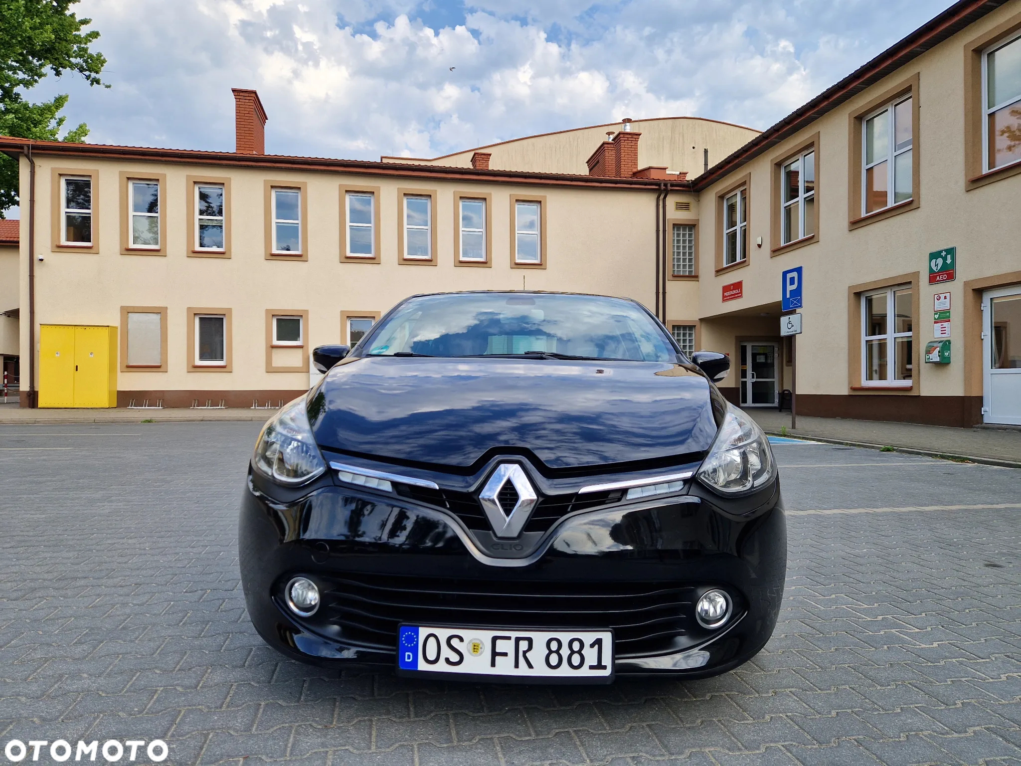 Renault Clio 1.2 16V Limited EU6 - 10