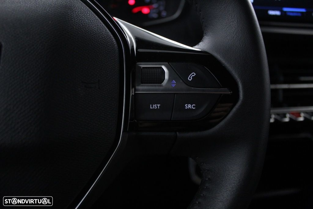Peugeot 2008 1.2 PureTech Active - 23