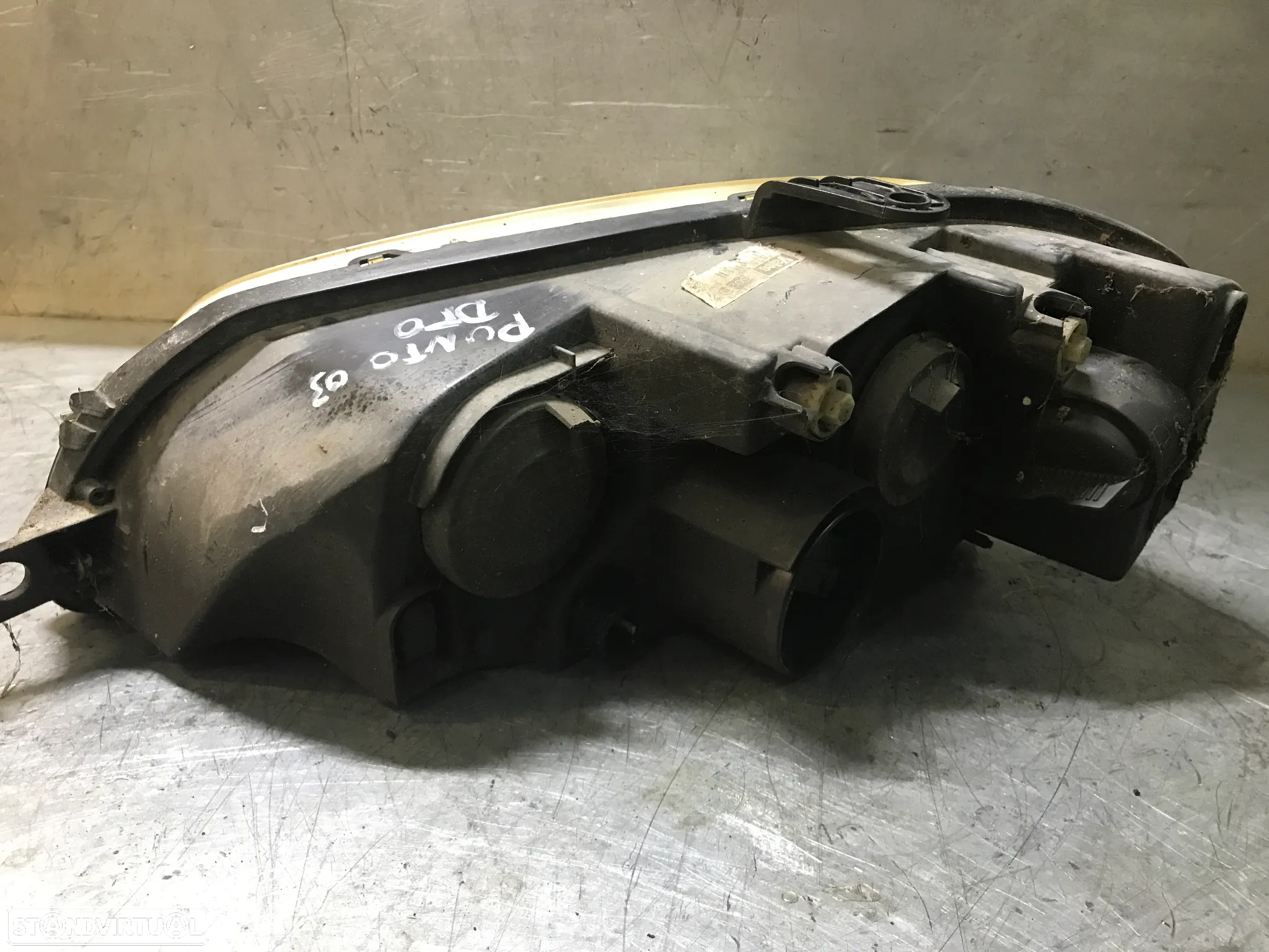ÓTICA / FAROL FIAT PUNTO 188 FACELIFT 02-04 - ESQUERDO / DIREITO - 6