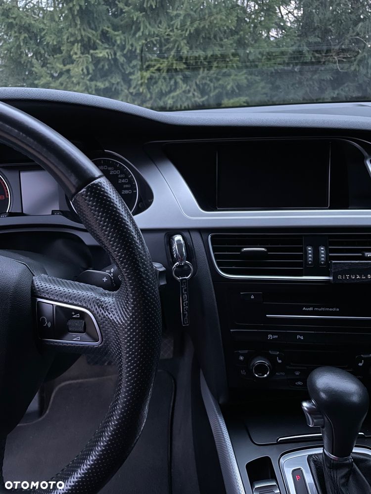 Audi A4 Avant 2.0 TFSI quattro S tronic Ambiente - 23