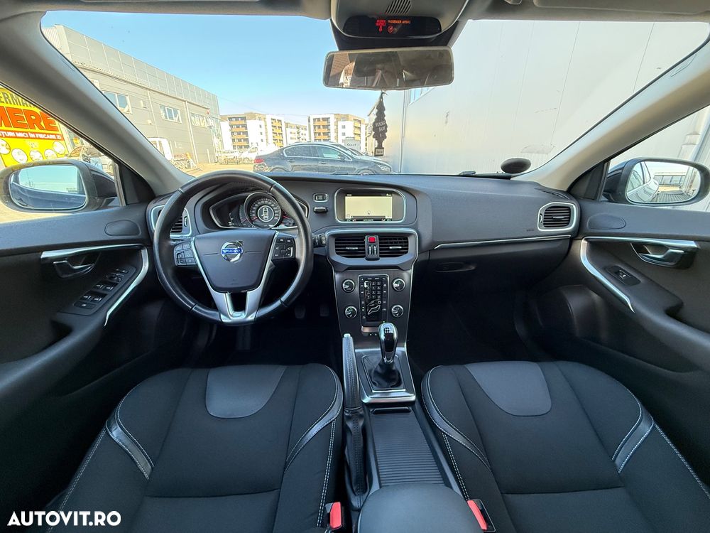 Volvo V40 D2 Summum - 5