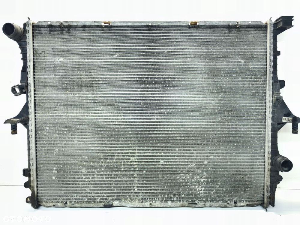 CHŁODNICA WODY AUDI Q7 4L 3.0 TDI 7L6121253B - 2