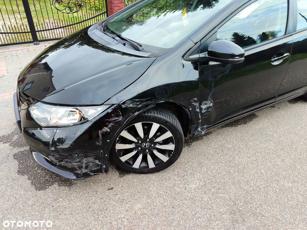 Honda Civic 1.6 i-DTEC Executive Navi - 6