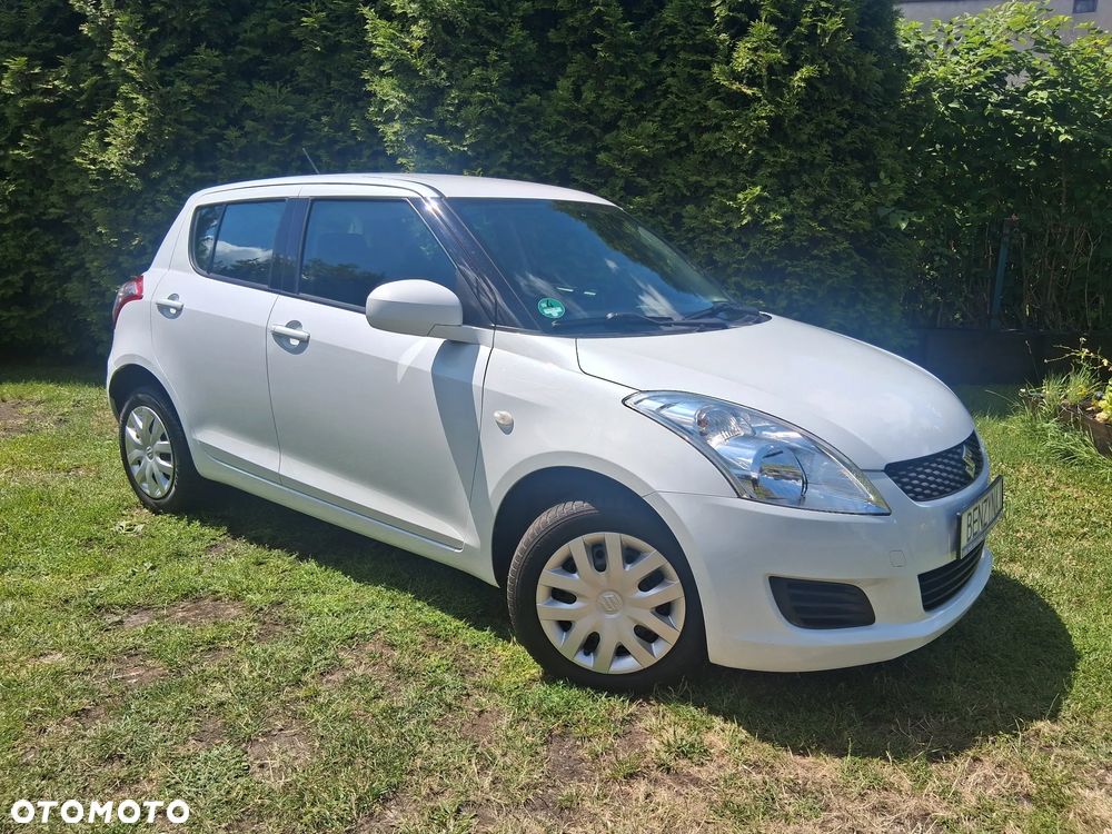 Suzuki Swift - 1