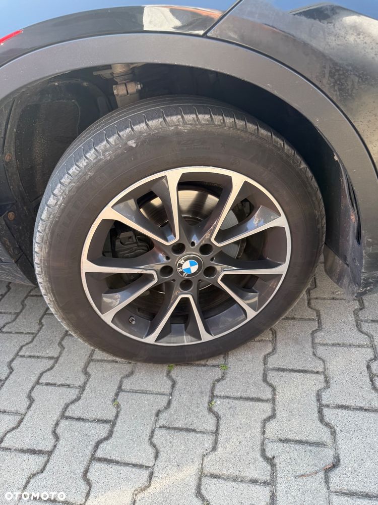 BMW X5 xDrive25d - 14