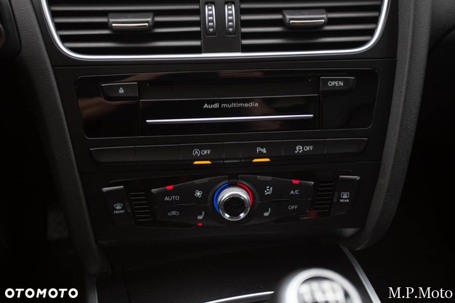 Audi A4 Limousine - 36