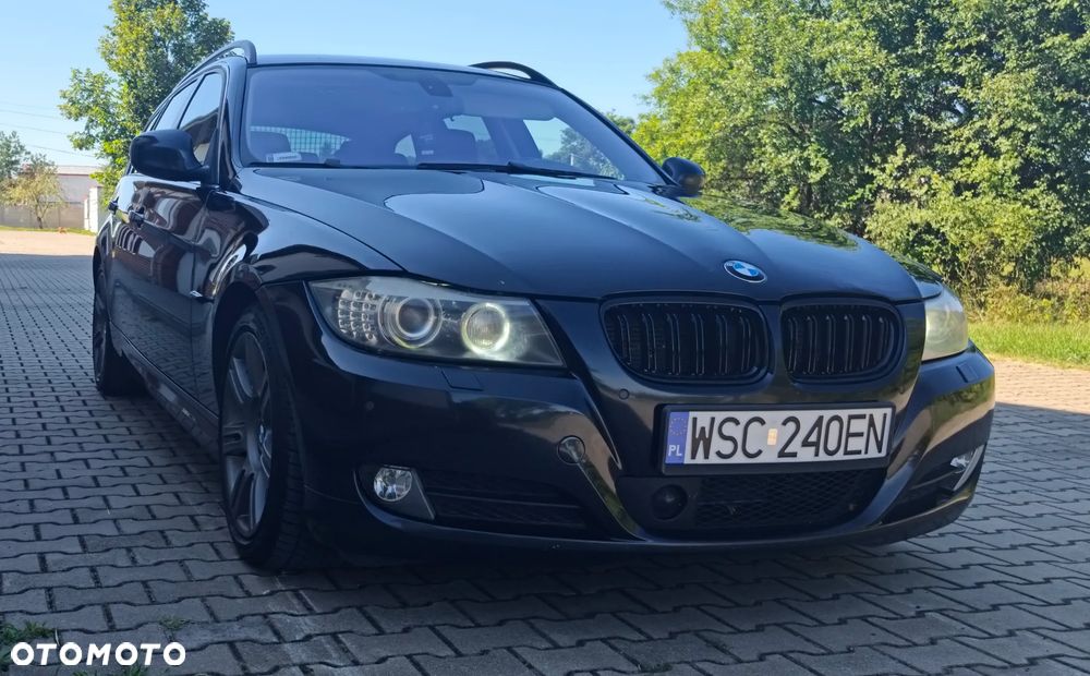 BMW Seria 3 325xi - 1