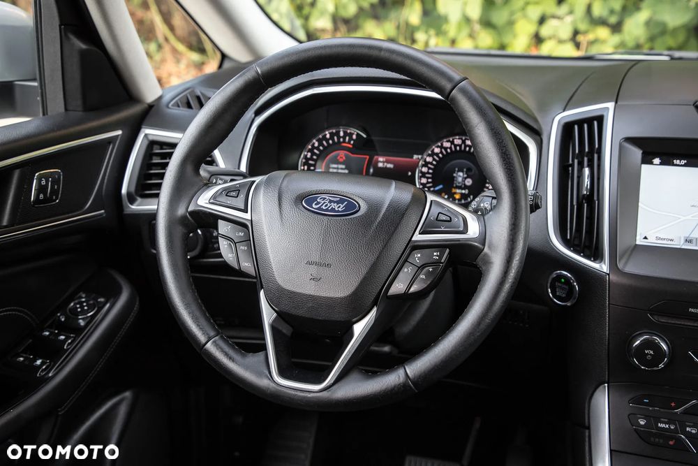 Ford S-Max - 19