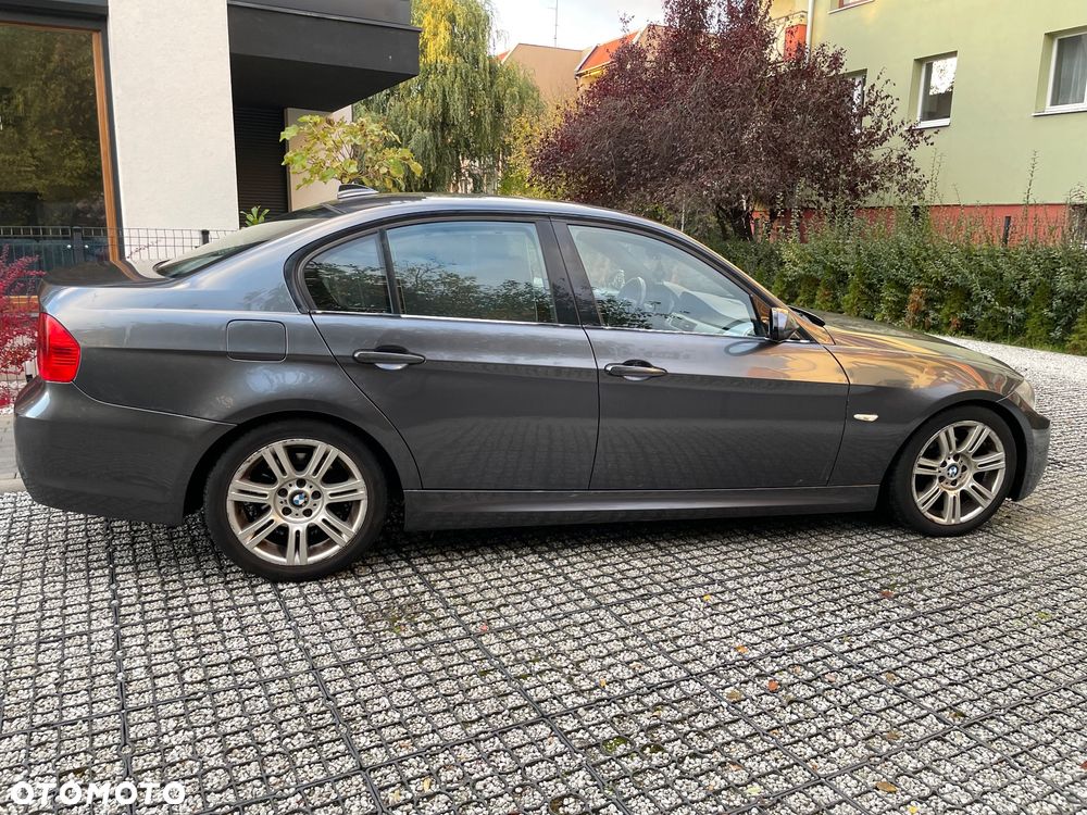 BMW Seria 3 320i - 6
