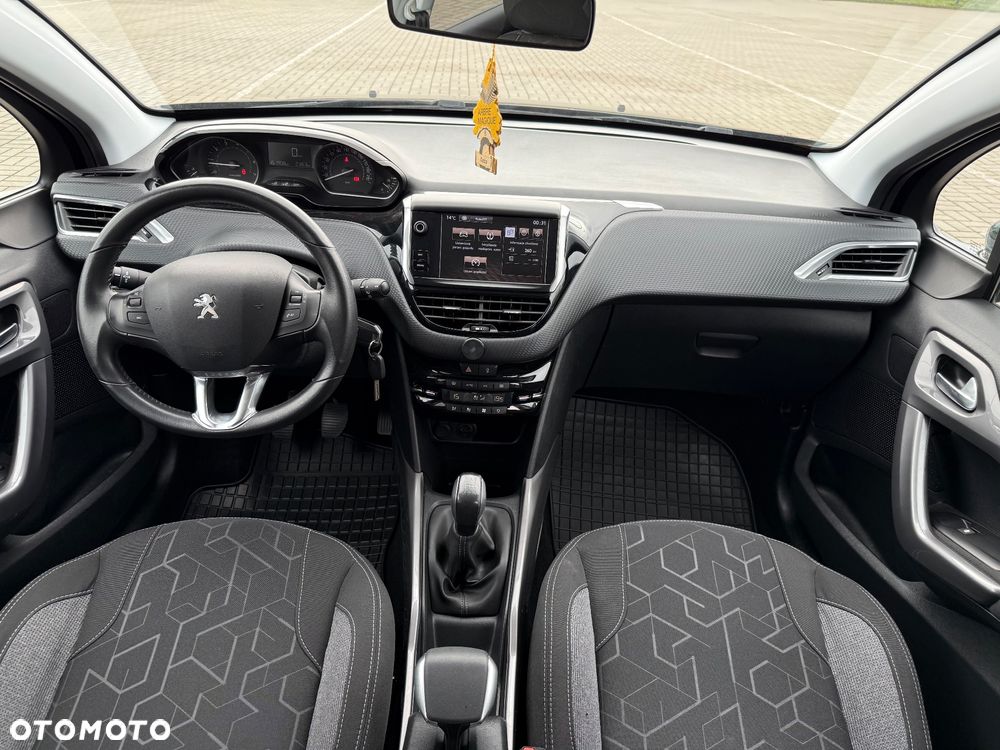 Peugeot 2008 PureTech 82 Style - 23