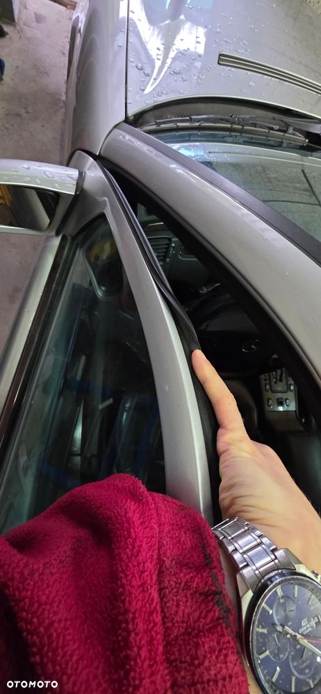 Mercedes-Benz Klasa E - 27