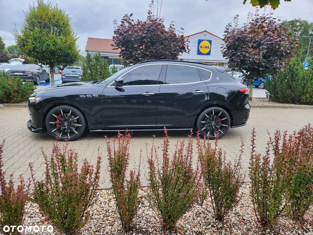 Maserati Levante S Q4 - 8