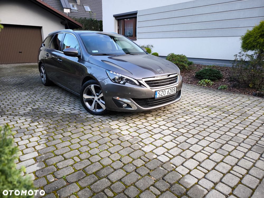 Peugeot 308 SW e-HDi 115 Stop & Start Allure - 2