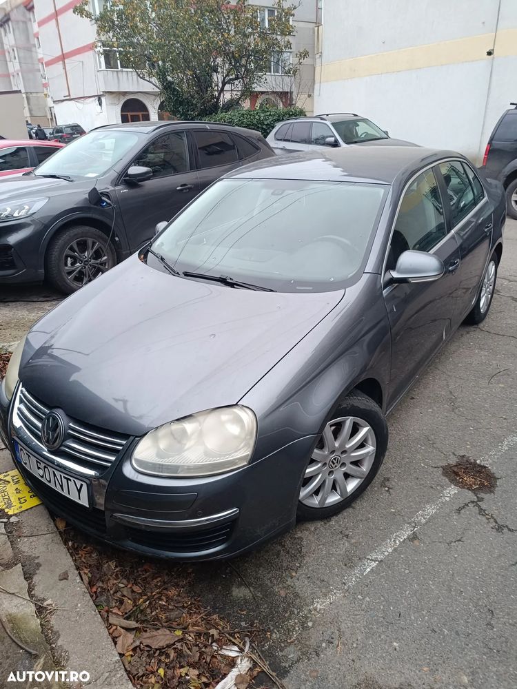 Volkswagen Jetta 1.9 TDI Comfortline - 5