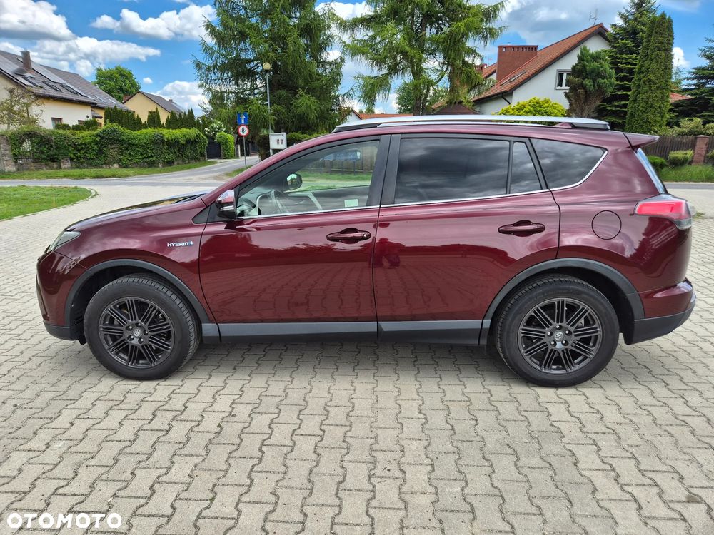 Toyota RAV4 - 1
