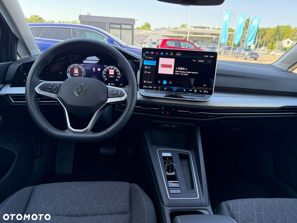 Volkswagen Golf Variant 1.5 eTSI mHEV Life DSG - 16