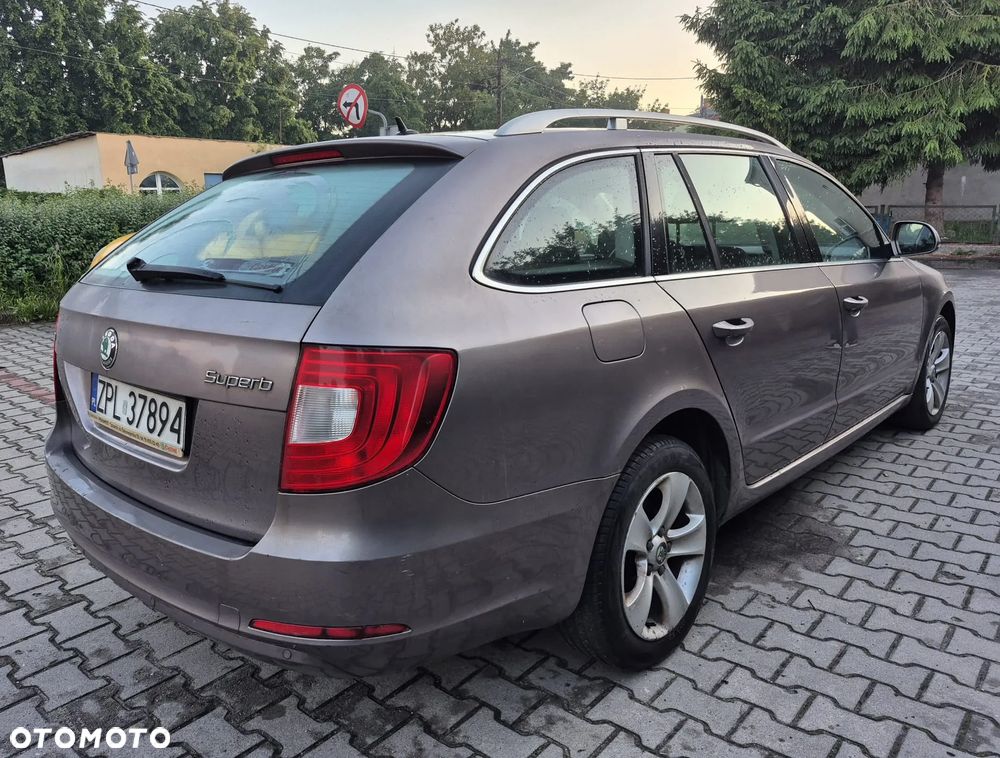 Skoda Superb 1.9 TDI Ambition - 5