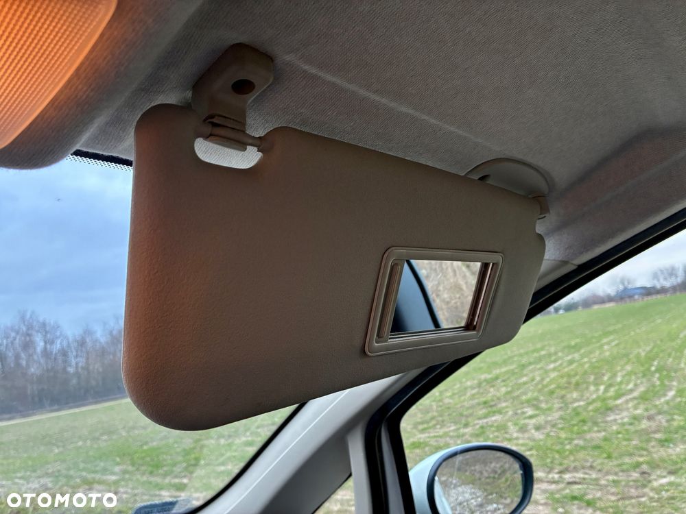 Fiat Linea 1.4 Dynamic Euro5 - 38