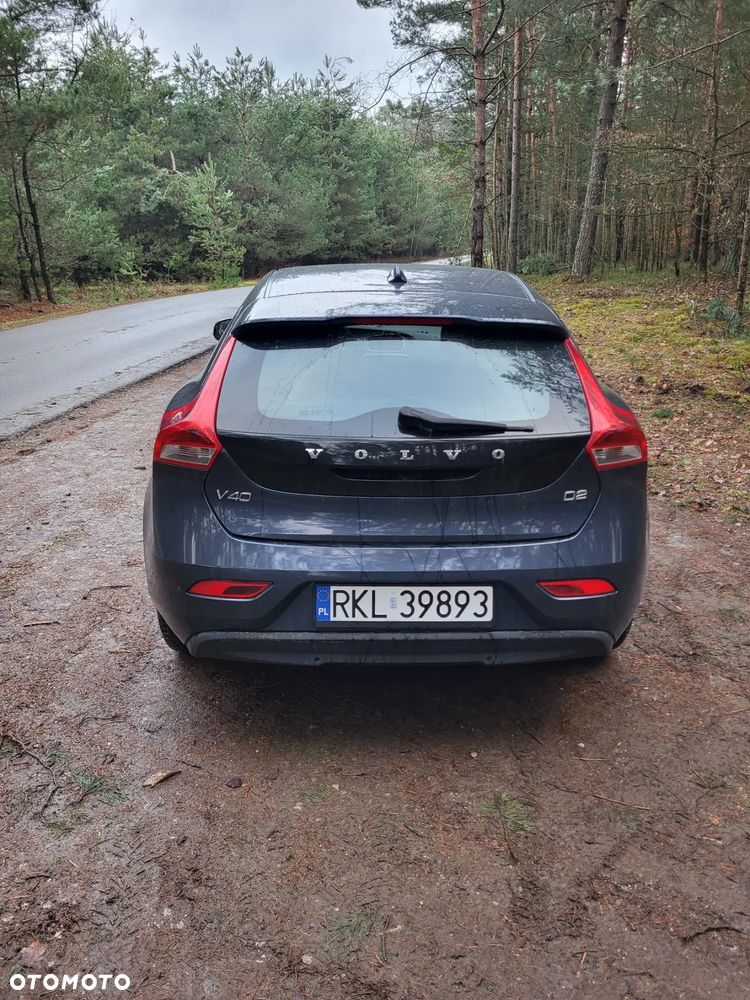 Volvo V40 D2 - 4
