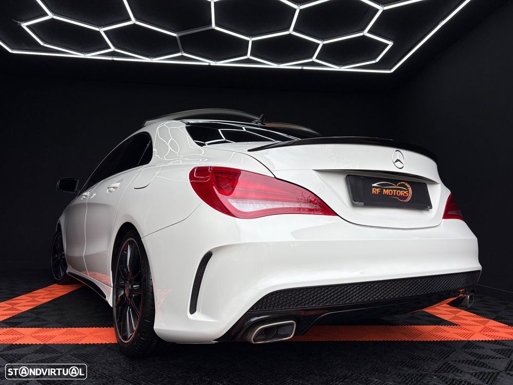 Mercedes-Benz CLA 220 CDI 7G-DCT AMG Line - 31