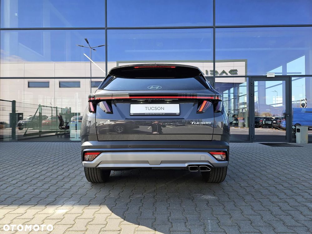 Hyundai Tucson 1.6 T-GDi HEV Executive 2WD - 9